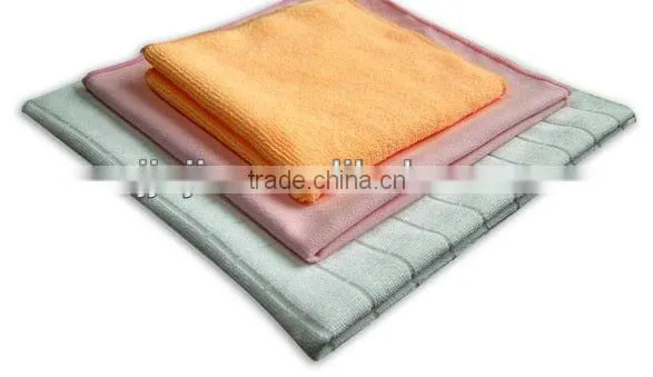 Super absorbent microfiber floor cleaning cloth