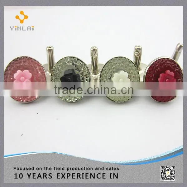 Hot-selling metal crystal rhinestone rivet