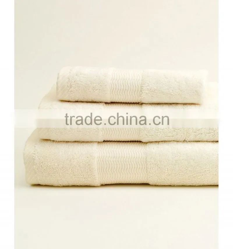 Wholesale hot selling high quality bath hotel bamboo towel gift set