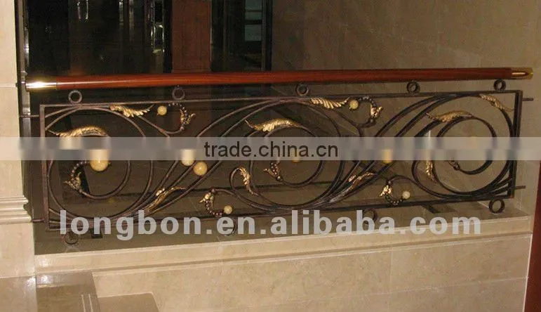2015 Top-selling rod iron balcony ornamental fence