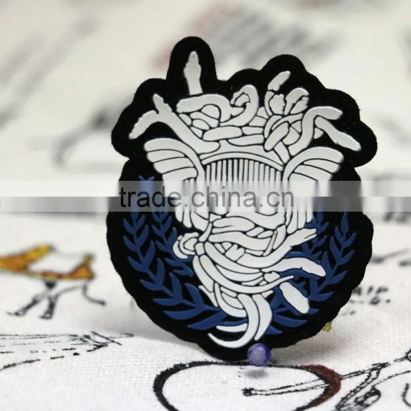 Custom logo 3D PVC Rubber patch PVC Patch / heat transfer silicon label