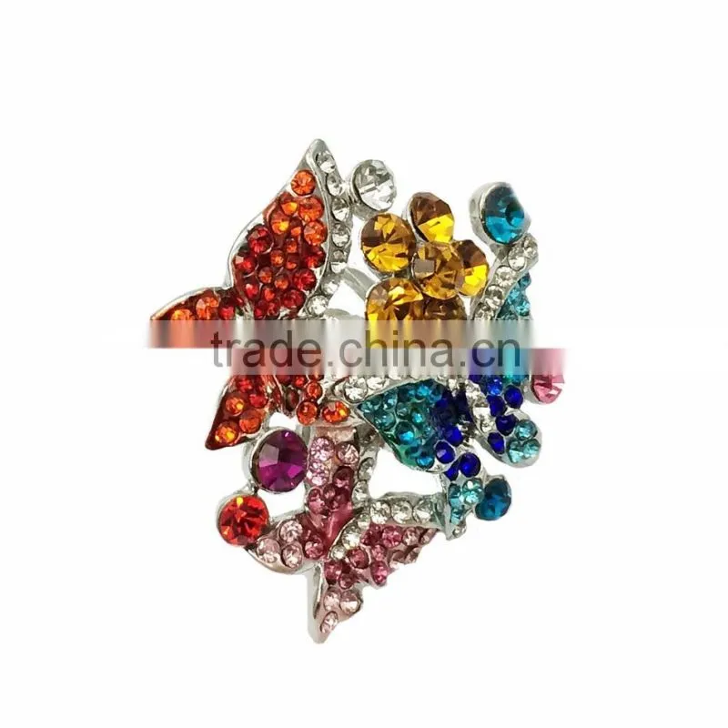 beautiful impressive ring with brightly coloured fashion coloured stones ring