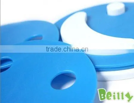 2013 the newest design smiling face multicolour silicon cup mat
