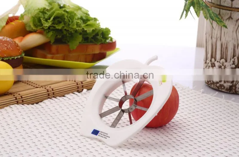 Functional Plastic Apple Cutter