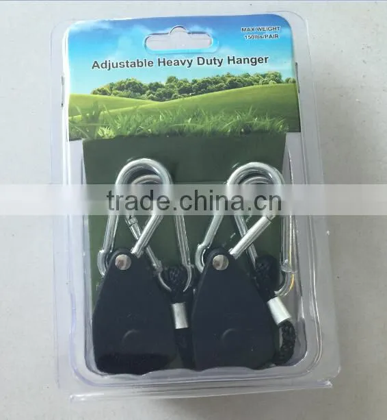1/8" Reflector Hanger c/w Metal Gear & Metal Crimps on Rope