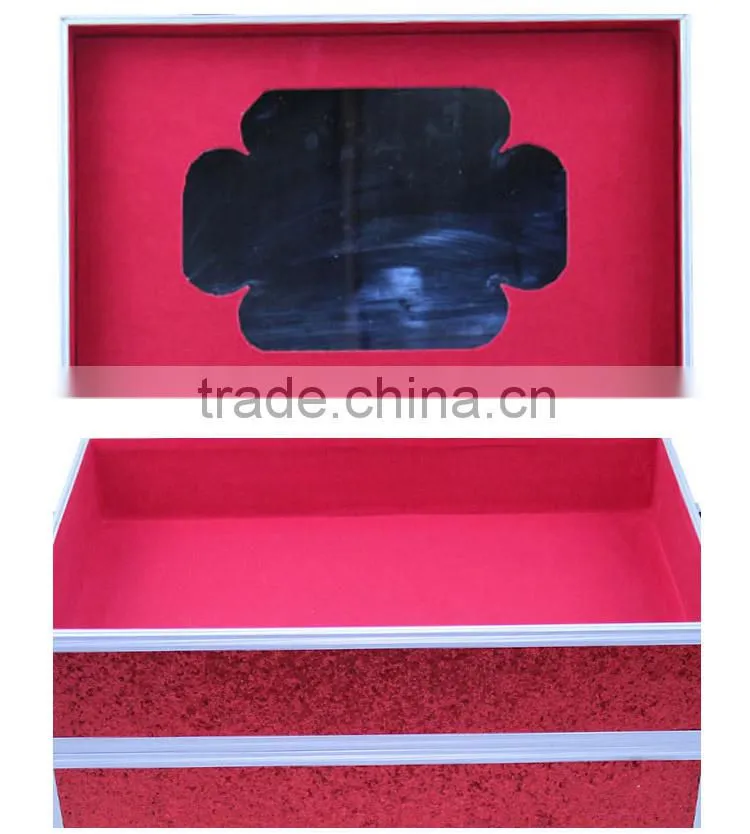 Factory Supply Wholesale Exquisite Workmanship Multifunction Makeup Train Case