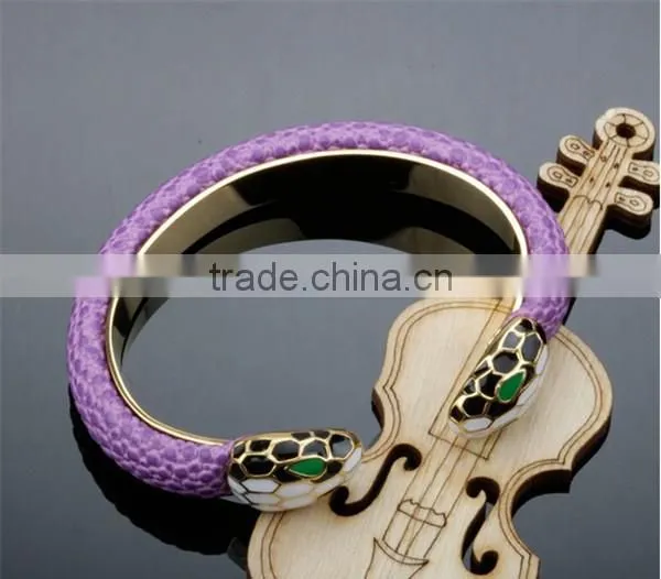 2016 Fashionable stainless steel gold plated snake bangle jewelry europe brand leather bracelet