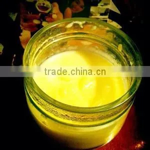 Pistachio puree jar crimping cap machine