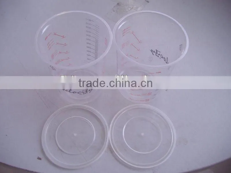 Plastic Paint Mixing Cup with Holders