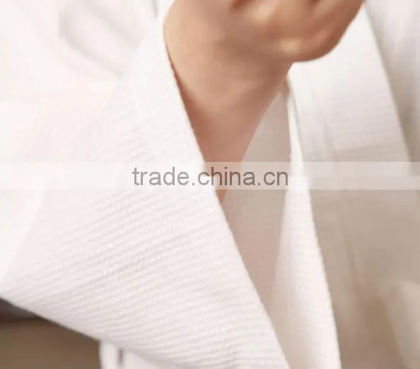 hot sale cotton white waffle bathrobe for 5 star hotel