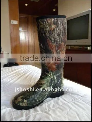 Hot selling neoprene camo winter boot