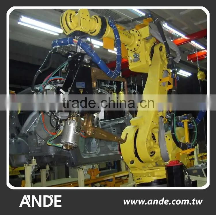 A lightweight gun body Linear Guide S type robot servo spot C Gun