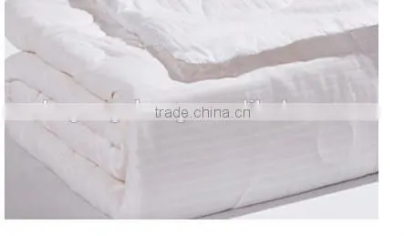 100% cotton jacquard fabric summer time space quilt from China