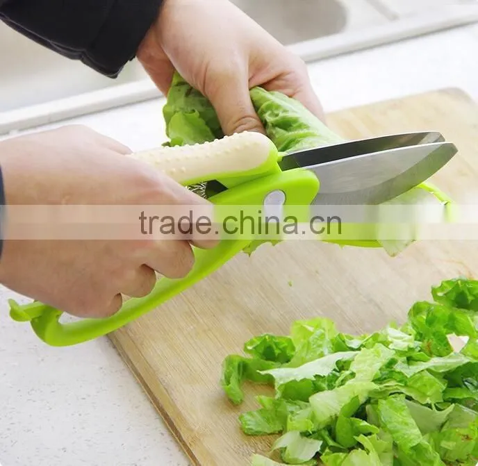 Amazon Trudeau Toss and Chop Salad Tongs cutter