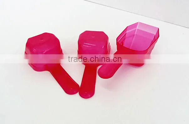 red PP plastic spoons