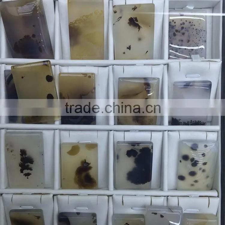 Natural Moss Agate Crystal Ornaments Wholesale