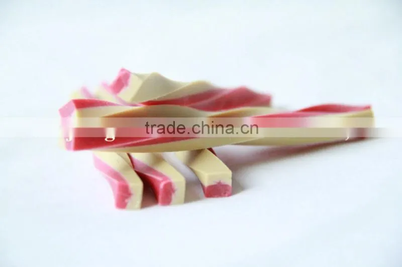 natural dog snack (two-tone squared twisted stick)