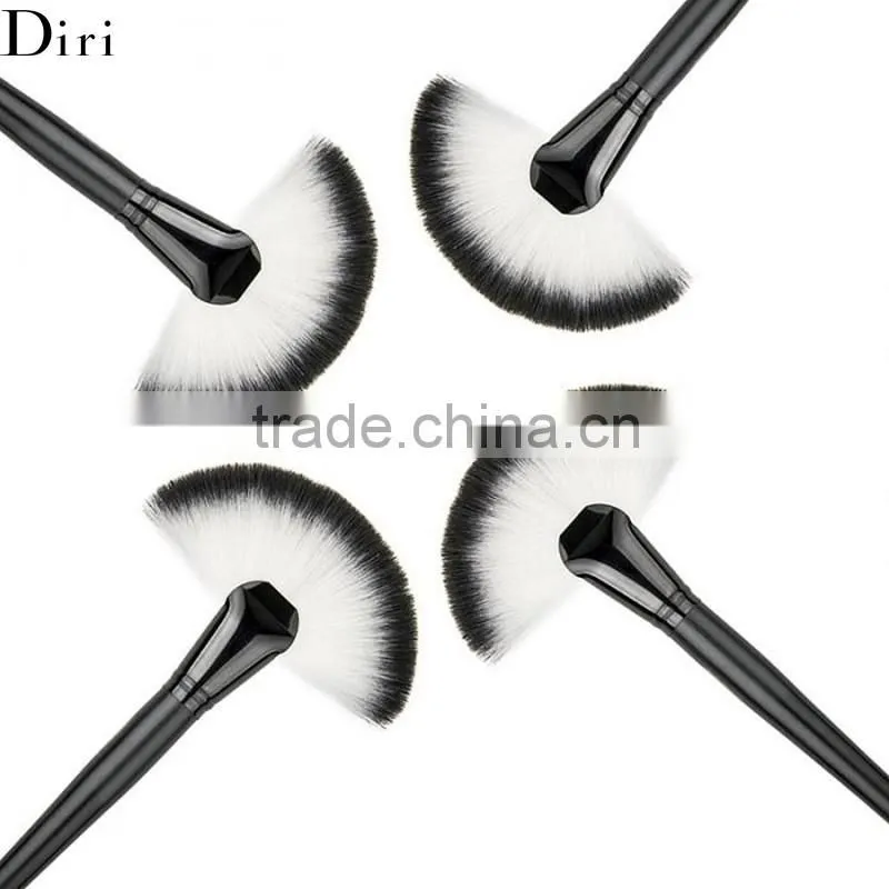 New 1pc Soft Makeup Large Fan Brush Blush Powder Foundation Make Up Tool