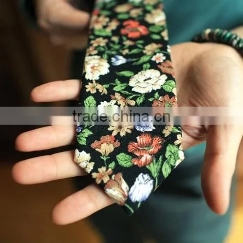 Latest new products handsome silk knitted neck ties for men