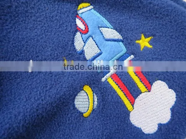 2017 fashion 100% polar fleece socks with customized logo