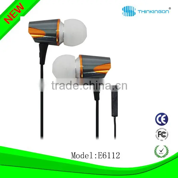 Earphone - Super Bass Earphone/Earbuds/Headphones/Headset for Apple iPhone iPod Samsung MP3 MP4 Player (customize color)