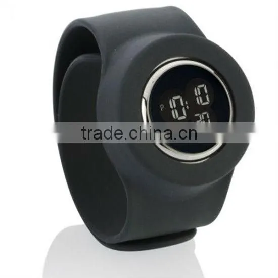 Good-looking slap watch