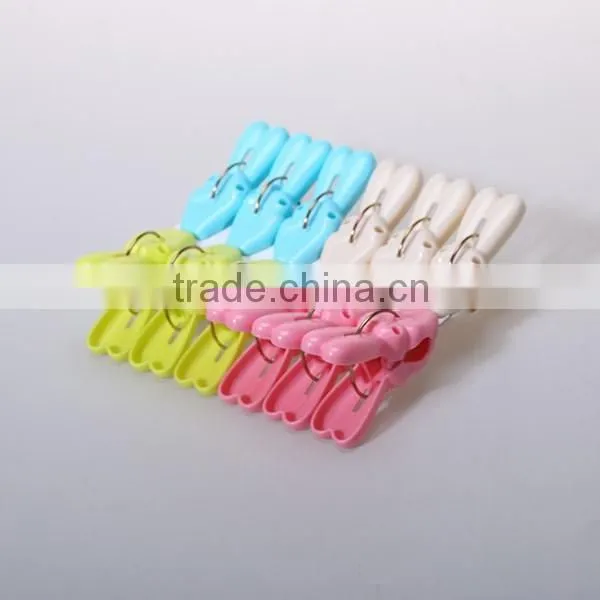 12pcs V design assorted plastic color clothes clips pegs