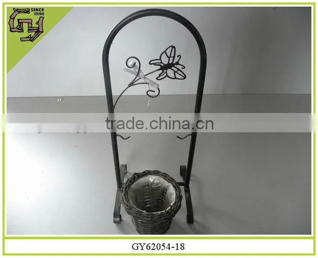 new home decoration rattan willow baskets with iron shelf