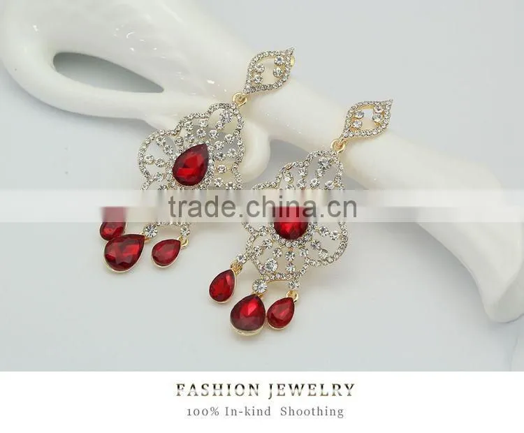 Stylish Retro Rhombus Crystal Ethnic Style Chandelier Earrings
