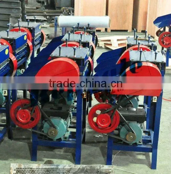 Dual-channel pole cable stripping machine