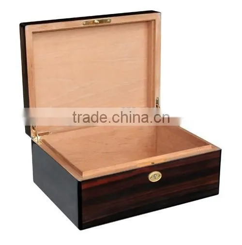 Handmade Ebony Cigar Humidor and Cigar Box