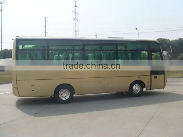 Huaxin brand 7.3m 30 seats Diesel LHD manual tranmission mini bus price