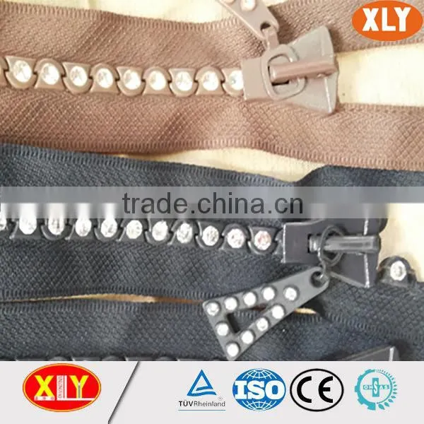 xly high quality original design #3 #5 diamond plastic zipper