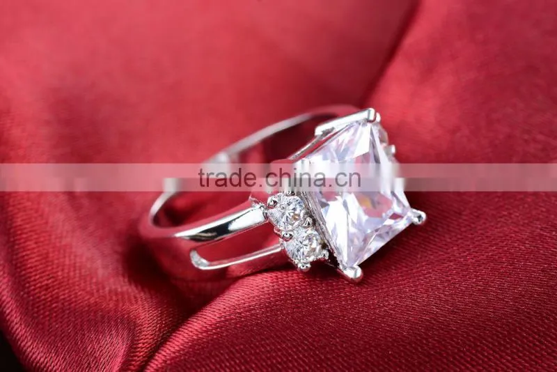 Hot sale wedding diamond latest gold finger ring designs for girls