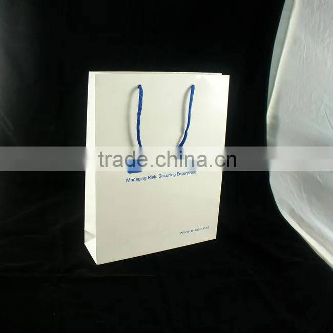 white custom logo promotion paper bag with metallic corns