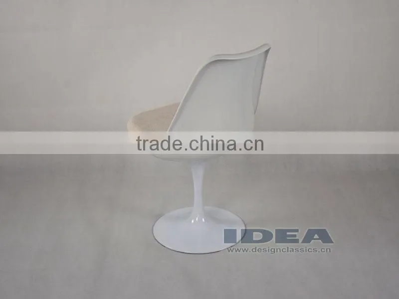 Replica Eero Saarinen Tulip Chair - White Cushion