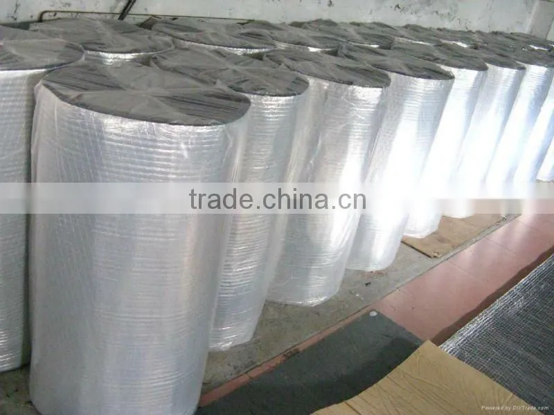 Rubber foam insulation roll