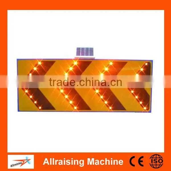 LED arrow board for construction