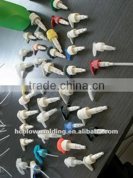 custom plastic pump /sprayer