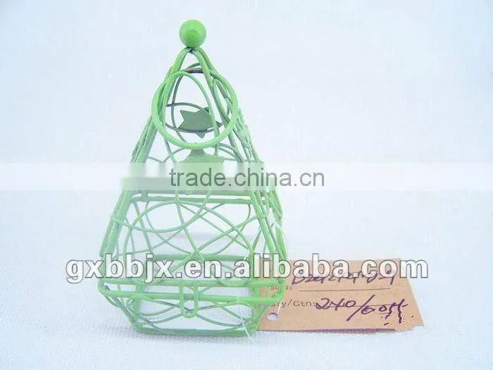 Small metal gift box packaging for Christmas decor