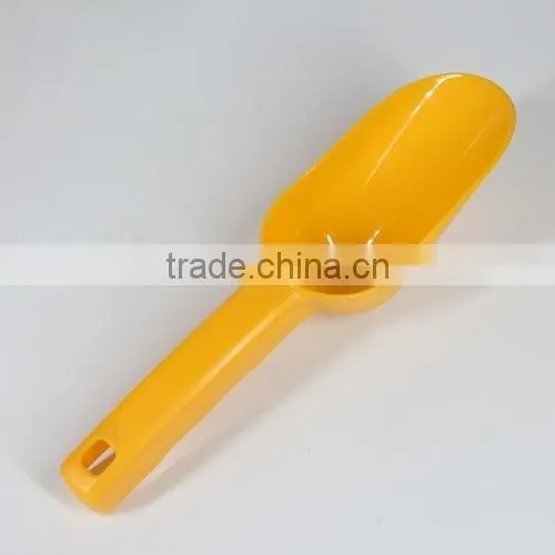 sand shovel digging toy
