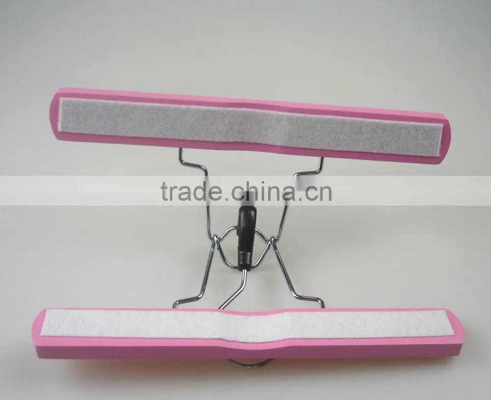 White wooden wig hanger customized hairpiece hanger and bag
