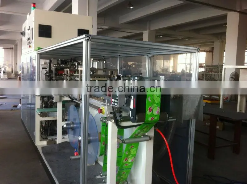 Automatic packaging machine sanitary napkin packing machine
