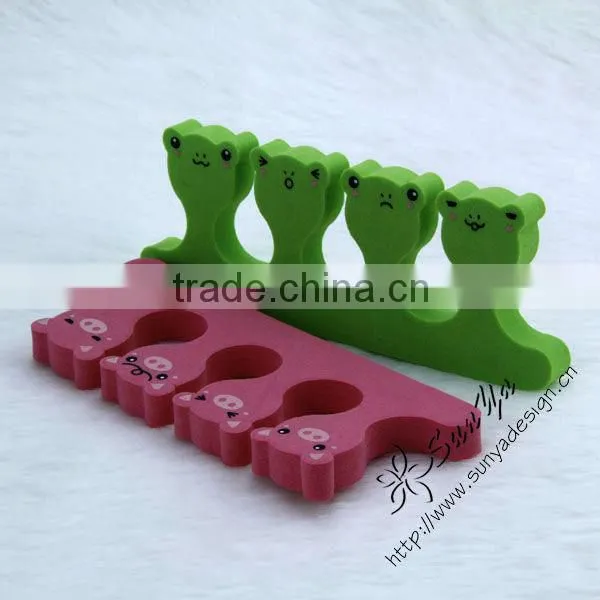 Finger nail separators