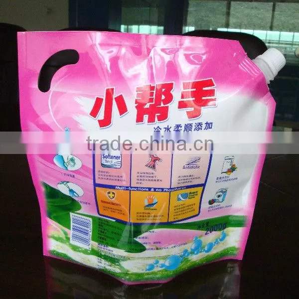 Spout packaging bags for laundry detergent
