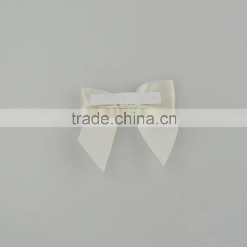gift ribbon bow