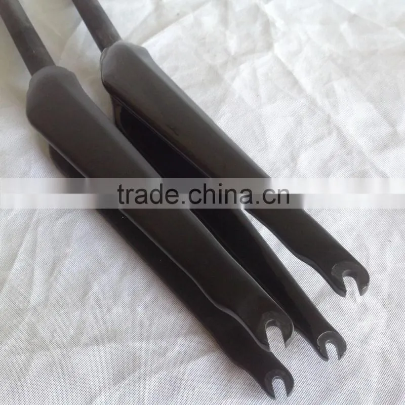 Factory directly selling cheap fixed gear carbon fork,700C V brake sterred carbon road bike fork