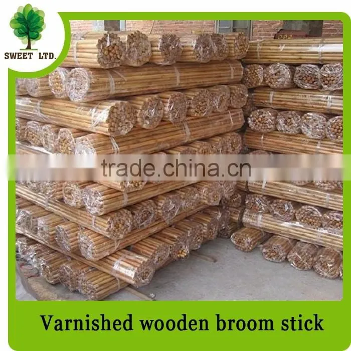 Varnished wooden broom handle wood stick to turkey market