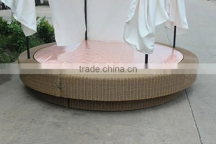 Fancy Contemporary Theme Hotel Wicker Round Beds