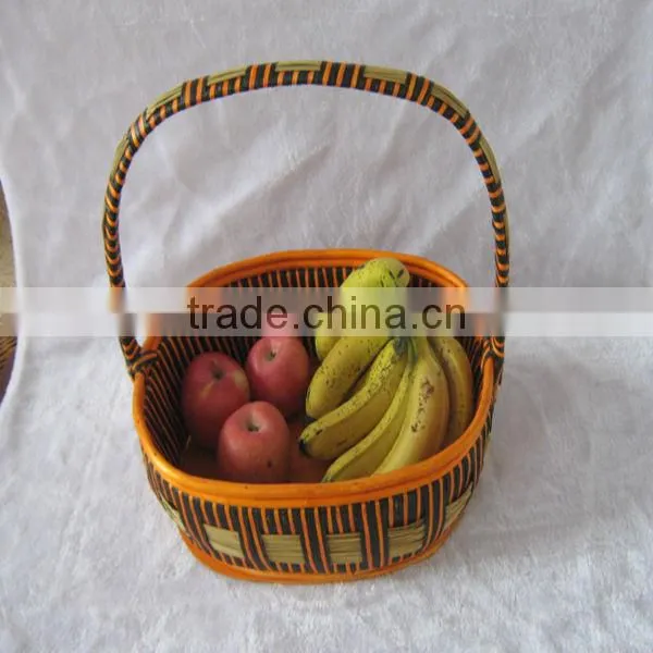 Firm cheap wooden baskets with handles from manufacturer